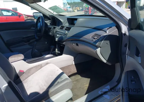 2010 Honda Accord 2.4 Lx-P из США, поврежденный, VIN 1HGCP2F45AA067897